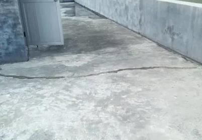 连山楼顶漏水维修公司分享下如何解决卫生间隐蔽部位漏水的问题?