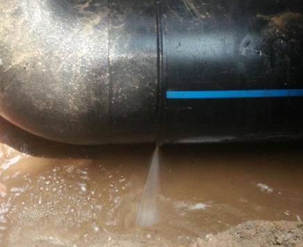 连山楼顶渗水维修公司为大家分享下连山卫生间漏水维修修补技术!